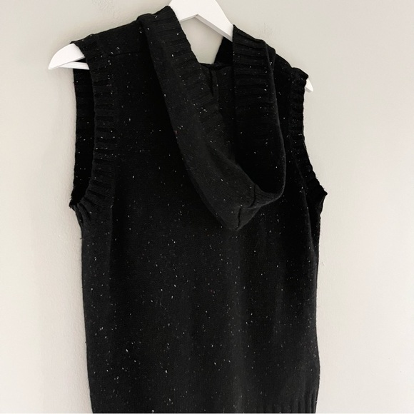 Woolrich Ramie Rabbit Hair Women’s Hooded Vest Black Red White Size Medium - Picture 4 of 8